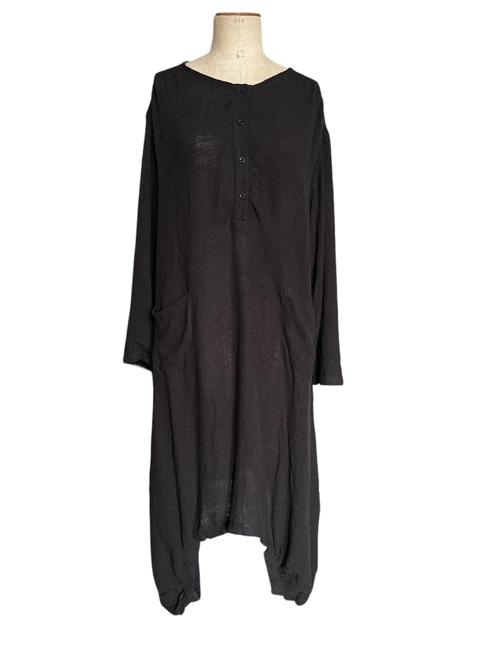 WDTS Aisha Long Dress in Linen - Black