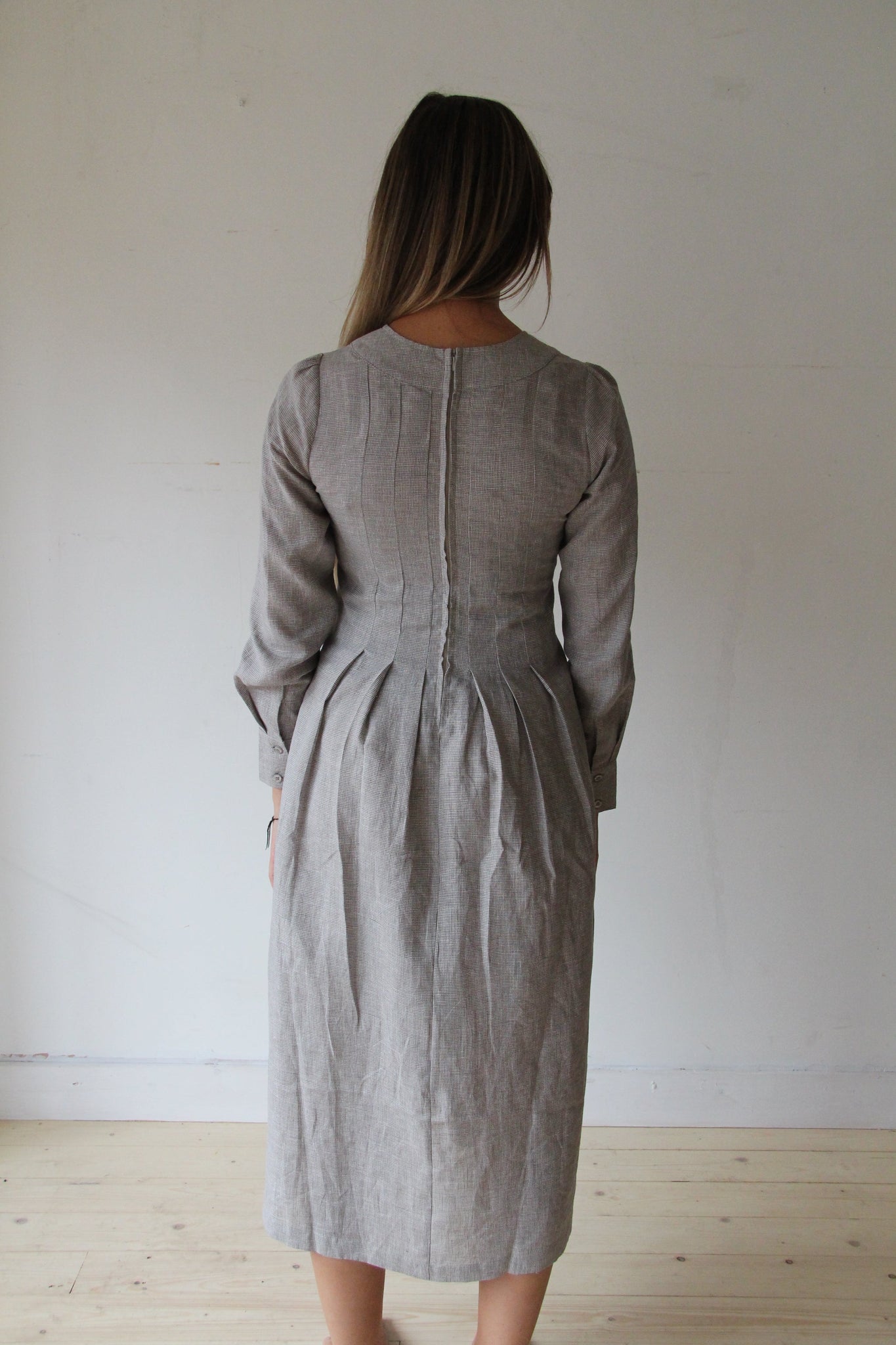 WDTS  - Tilly dress -Grey Linen with a grey thread